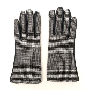 Zara Plaid Gloves NWOT